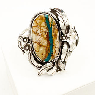 Donnalee Shewmake Oversized Royston Ribbon Cuff