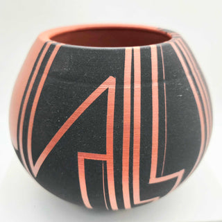 Handmade Native Horsehair Vase – Medium