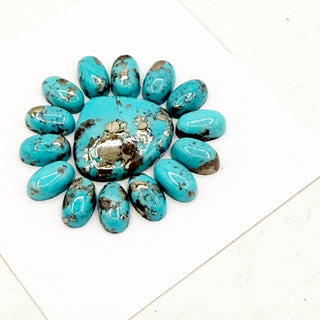 High-grade Persian Turquoise Cabochon Suites