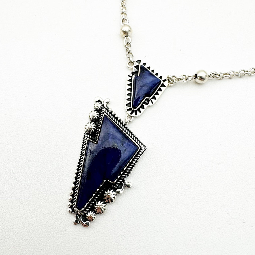Storm Wolf Necklace - Blue Sapphire