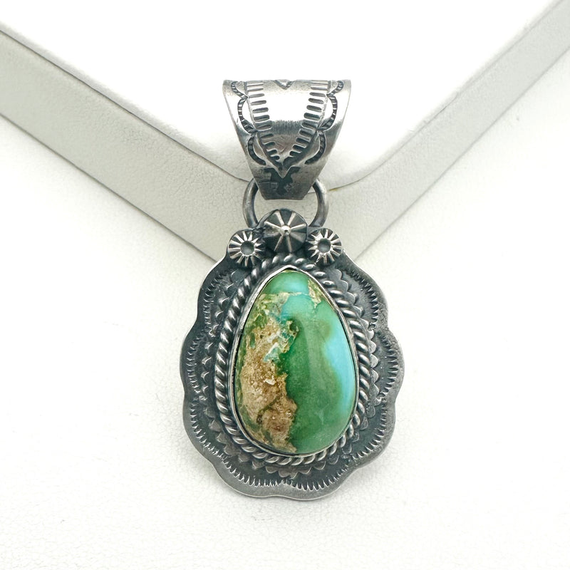 The Princess Ring - Welo Opal & Golden Sapphire