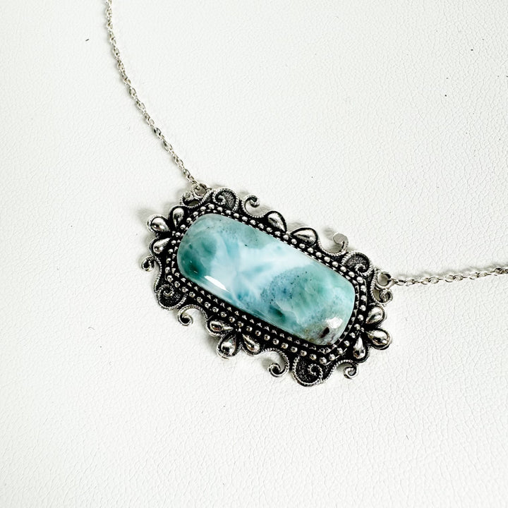 Cassie Bar Necklace - Larimar