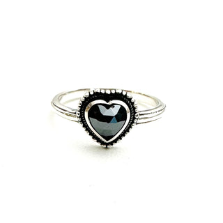 Mini Heart Ring